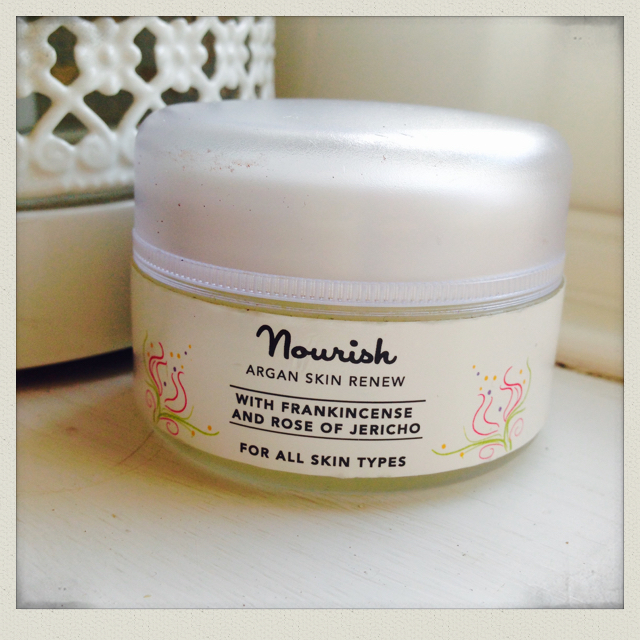 nourish-argan-skin-renew-organic-face-cream-review